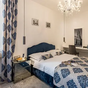 Elixir Luxury 3*, Split Croacia