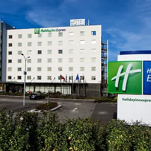 Hotel Express Lisbon-oeiras, An Ihg ***