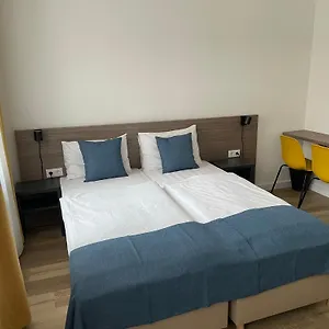 Hotel Res ***
